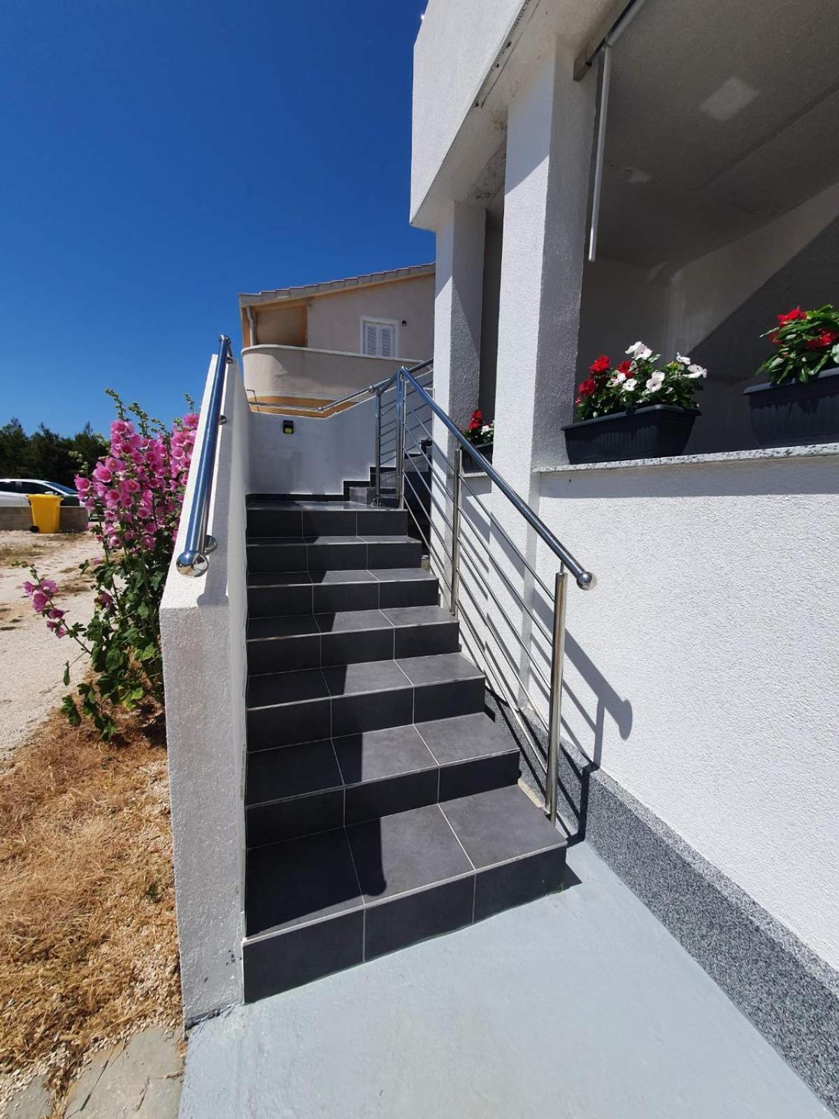 Apartments Nemcic 2 Nin Exterior foto